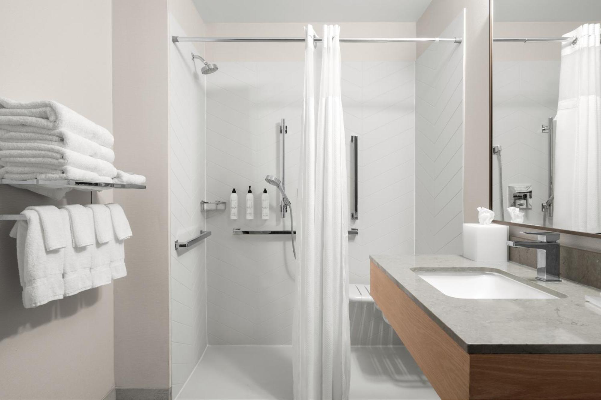 Fairfield By Marriott & North 3* Helena