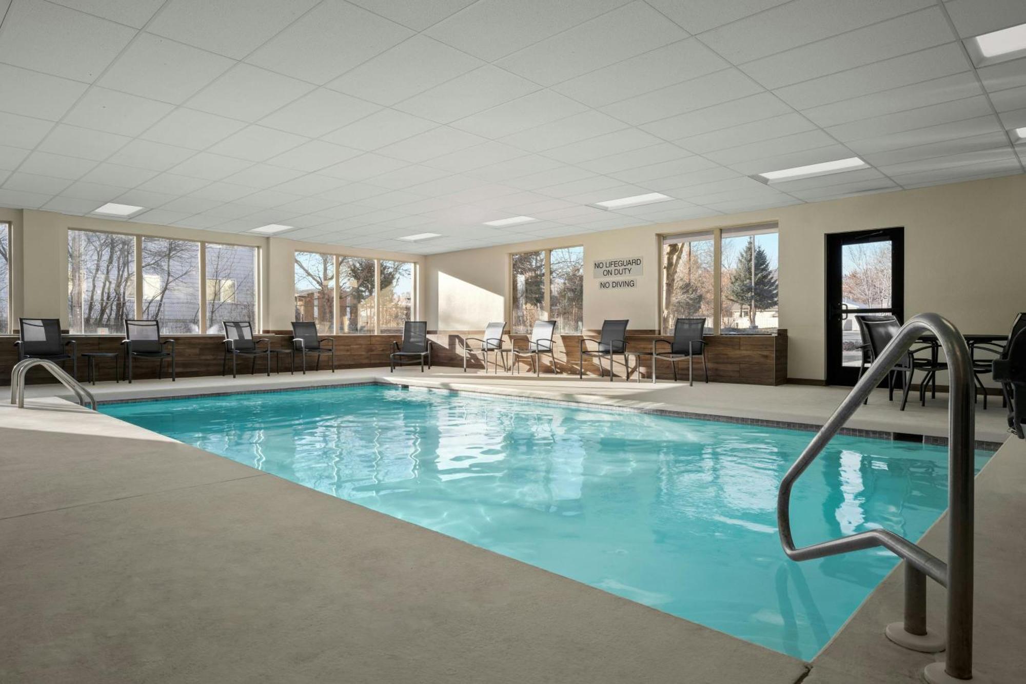 Hotel Fairfield By Marriott & North Helena