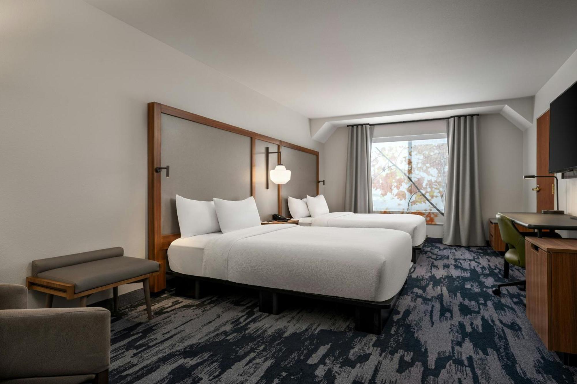Hotel Fairfield By Marriott & North 3*
